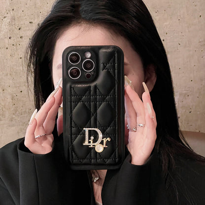 DD Early Spring Skin Striae Pearl Logo Case