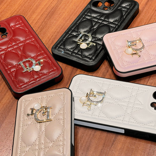 DD Early Spring Skin Striae Pearl Logo Case