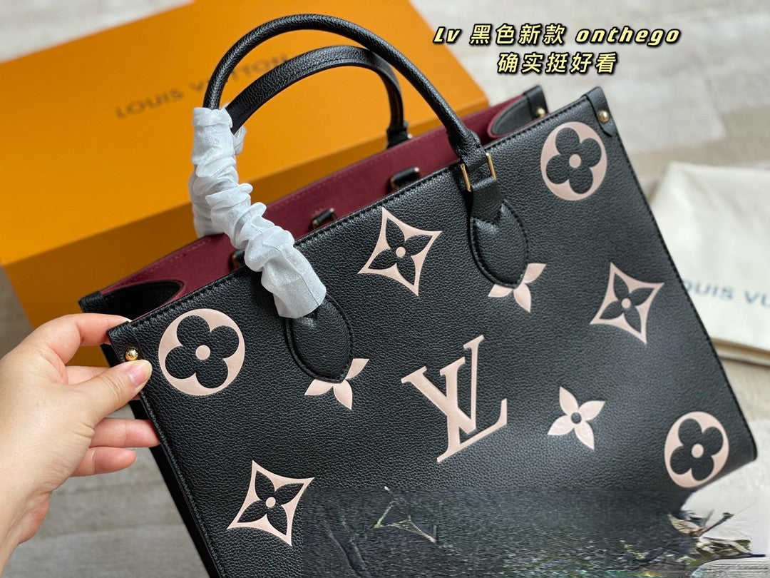 Love Versus Medium Cowhide Leather Bag