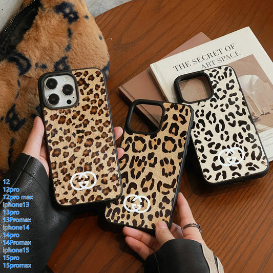 GG Autumn Leopard Fur Case