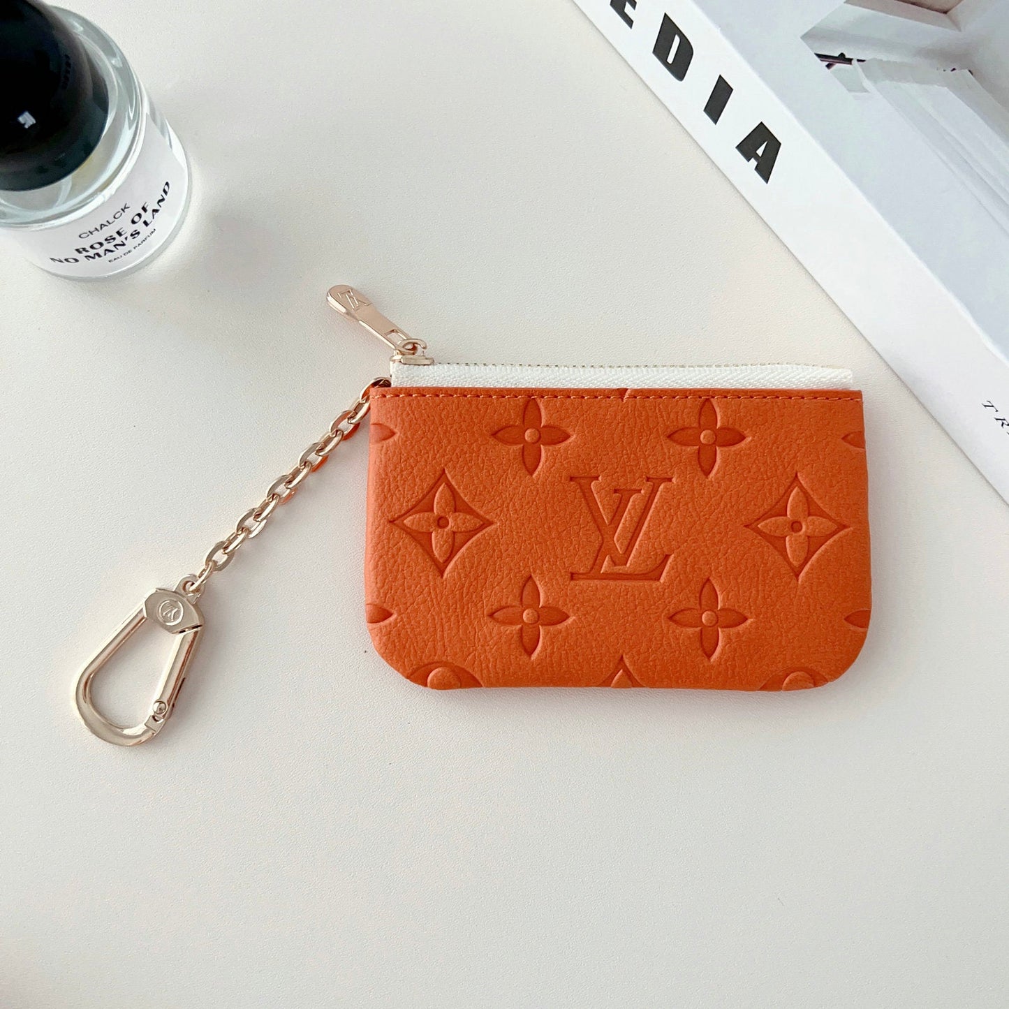 LoveV Embossed Logo Pendant Card Bag/coin Purse