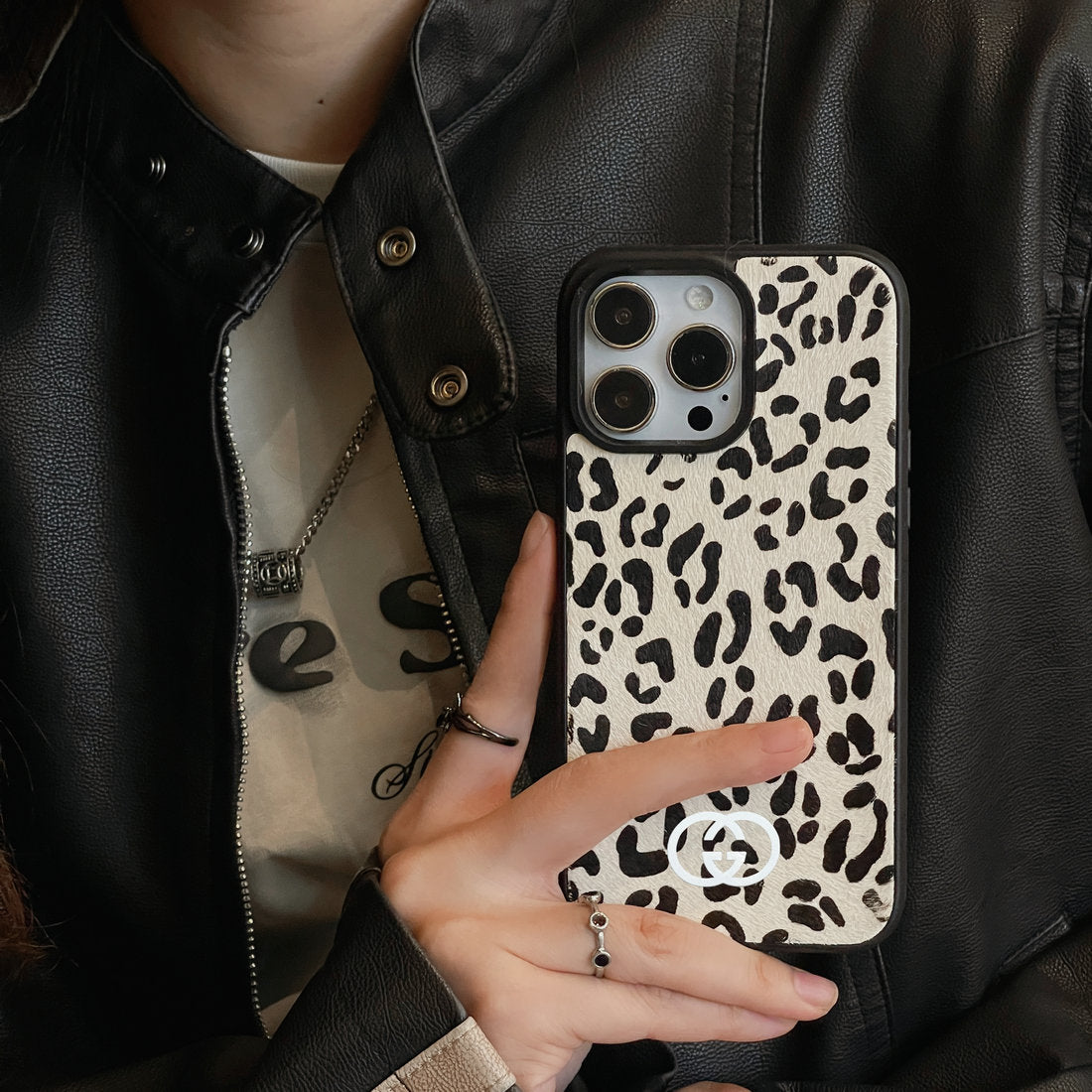 GG Autumn Leopard Fur Case